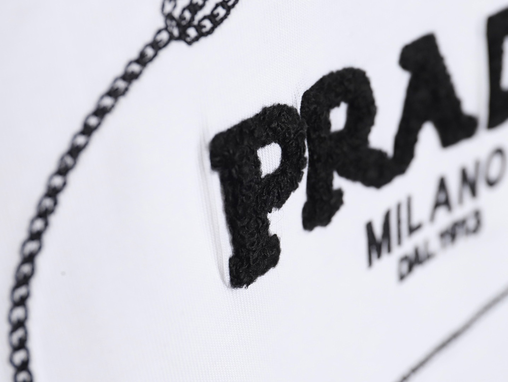 Pra*a 24ss toothbrush embroidered letter logo short sleeves