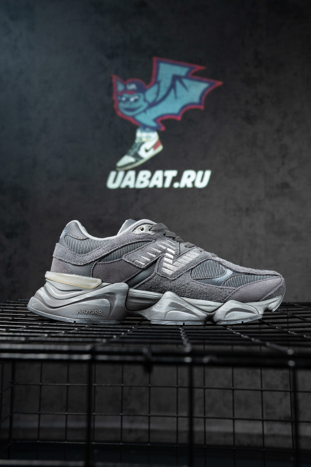 New Balance 9060 Magnet