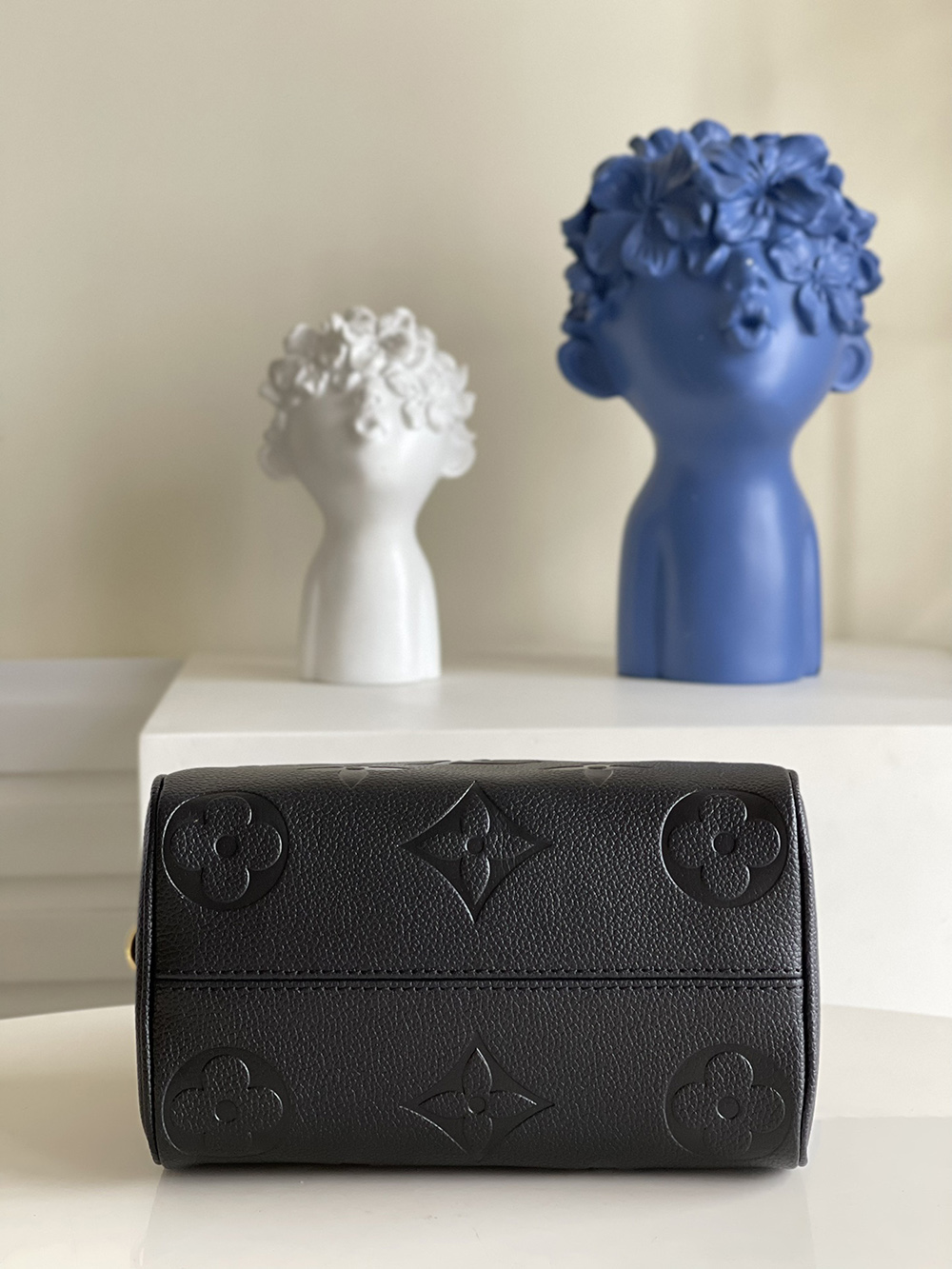 l0*is V*t0n bags m58953 20.5*13.5*12cm