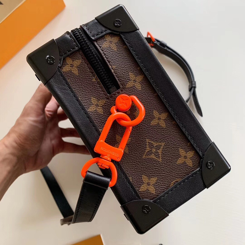 l0*is V*t0n bags m44427 24.5*10*17.5cm