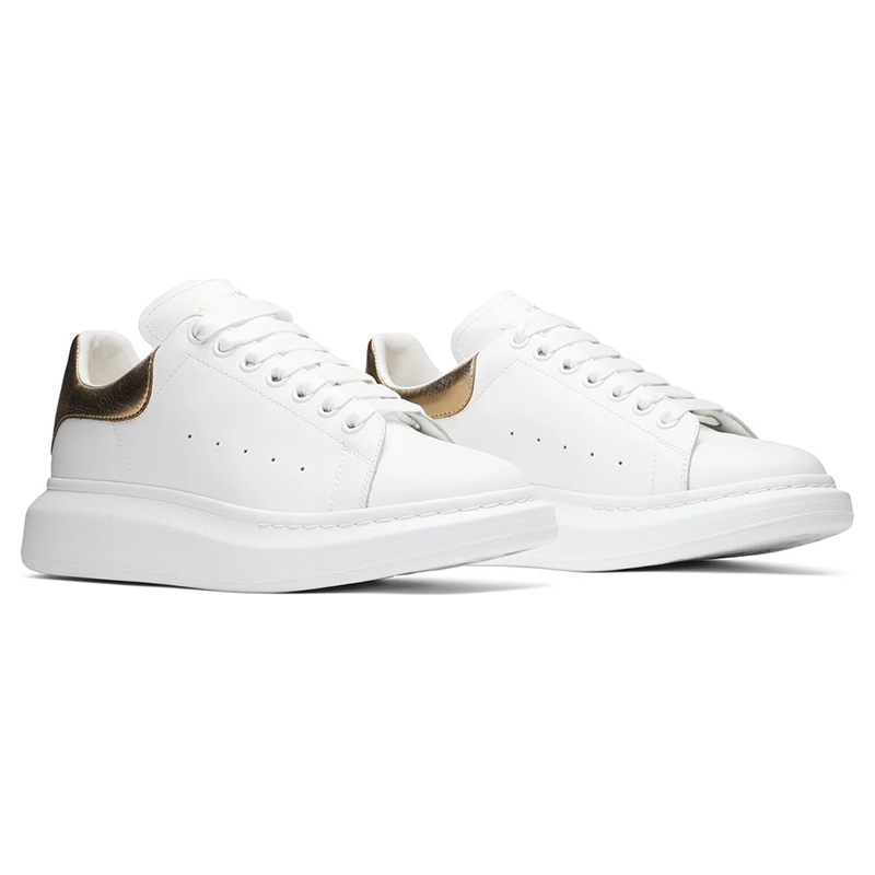 alexander M*Q*en oversized sneaker 