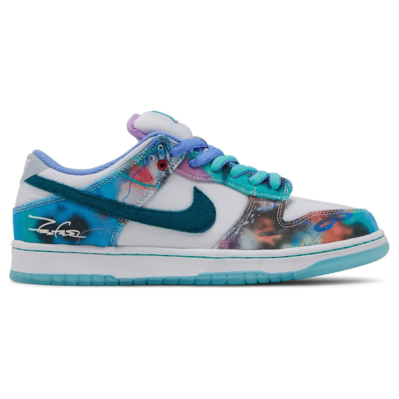 Futura Laboratories x Dunk Low SB ''Bleached Aqua''