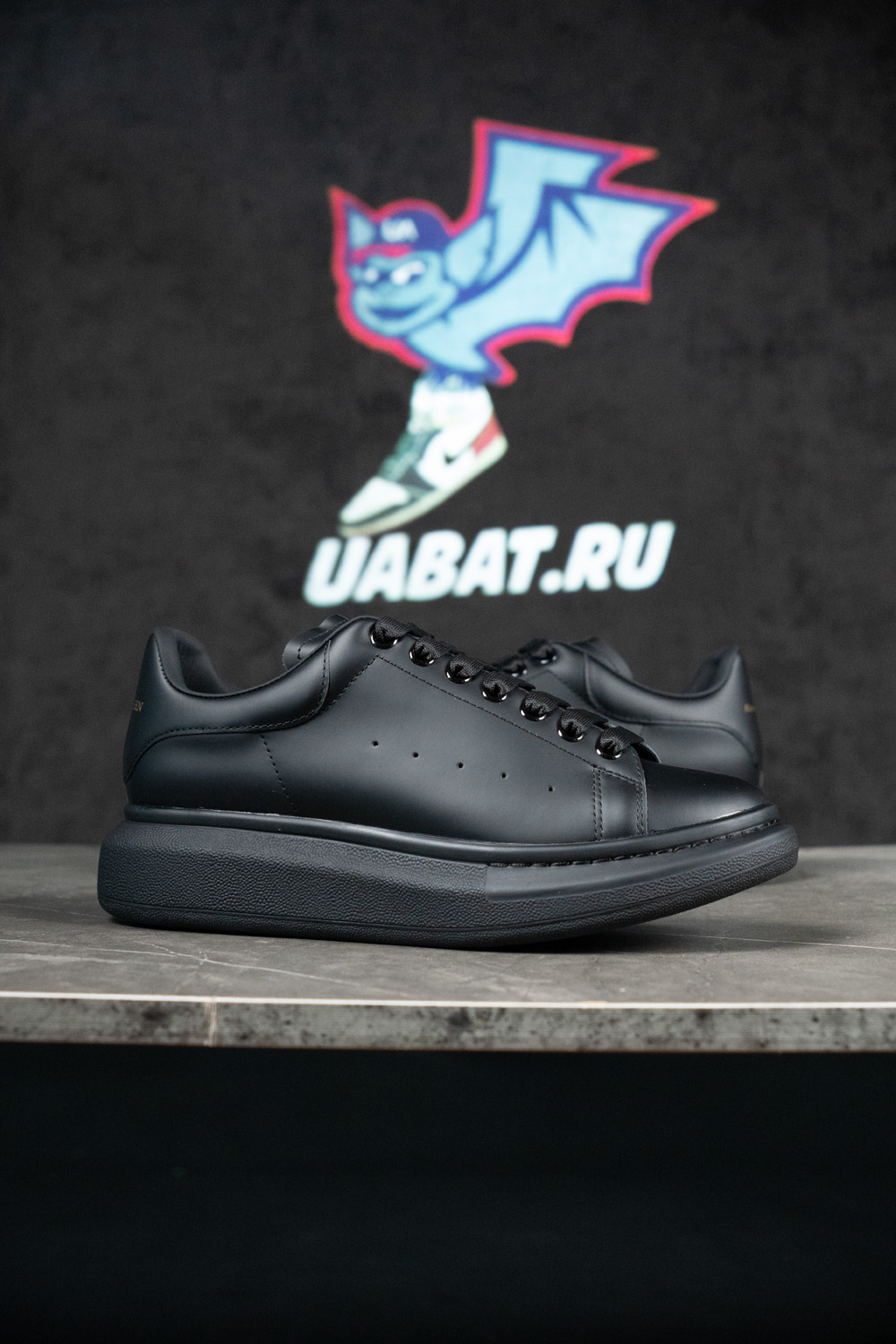 alexander M*Q*en oversized sneaker 