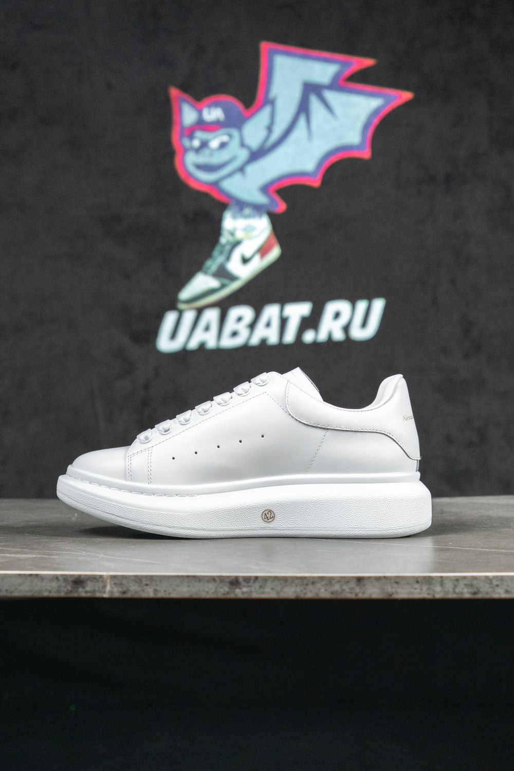 alexander M*Q*en oversized sneaker 