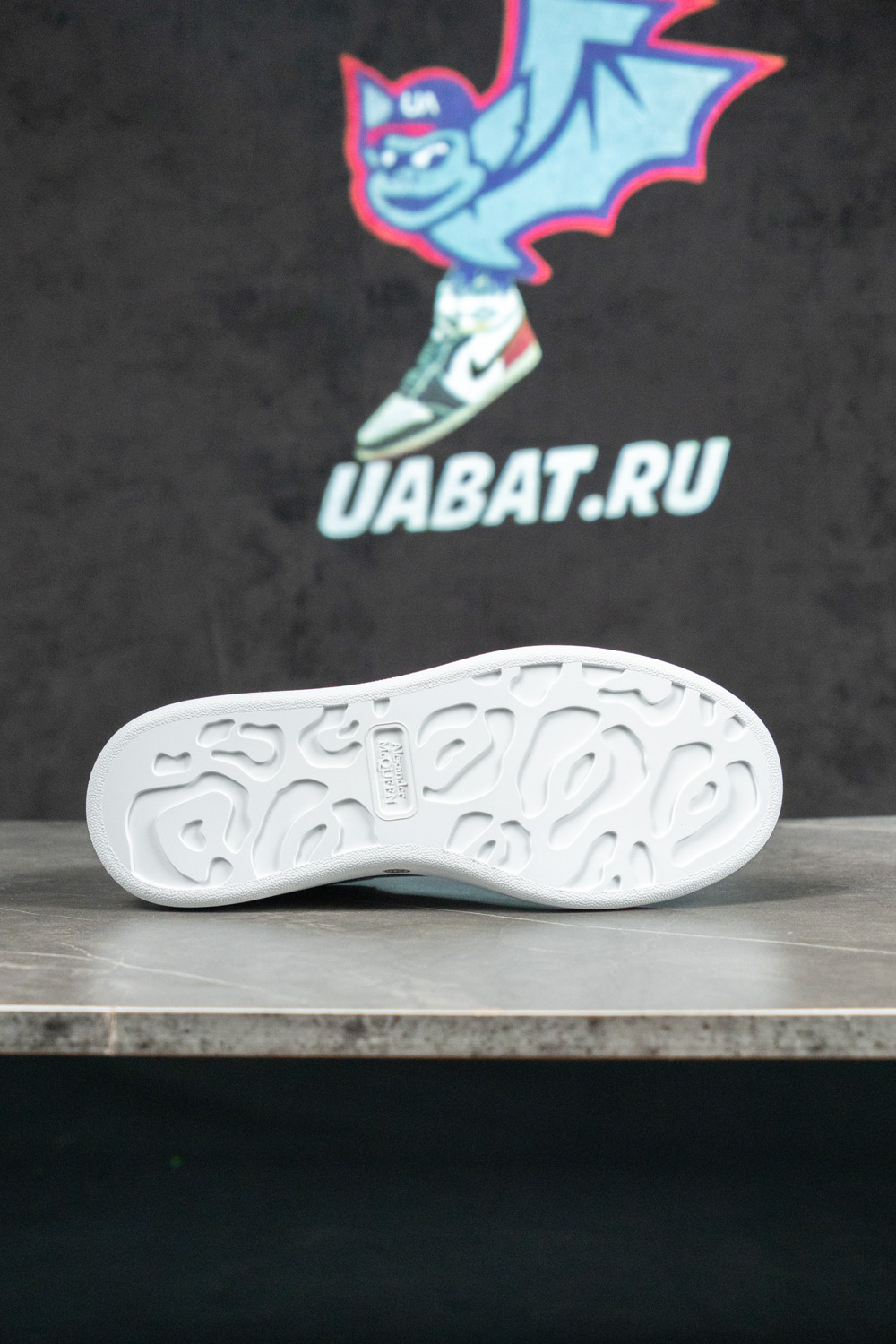 alexander M*Q*en oversized sneaker 