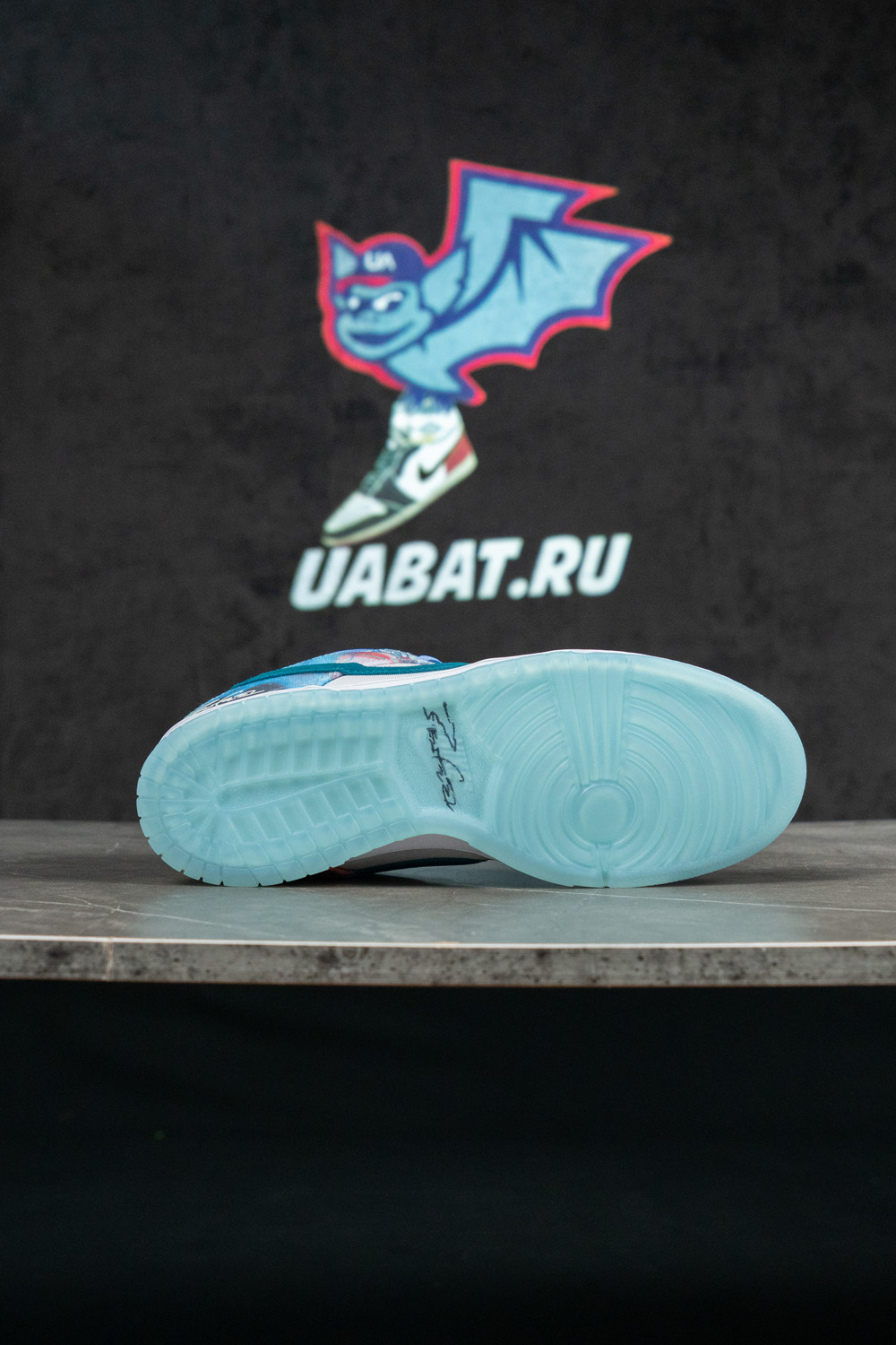 Futura Laboratories x Dunk Low SB