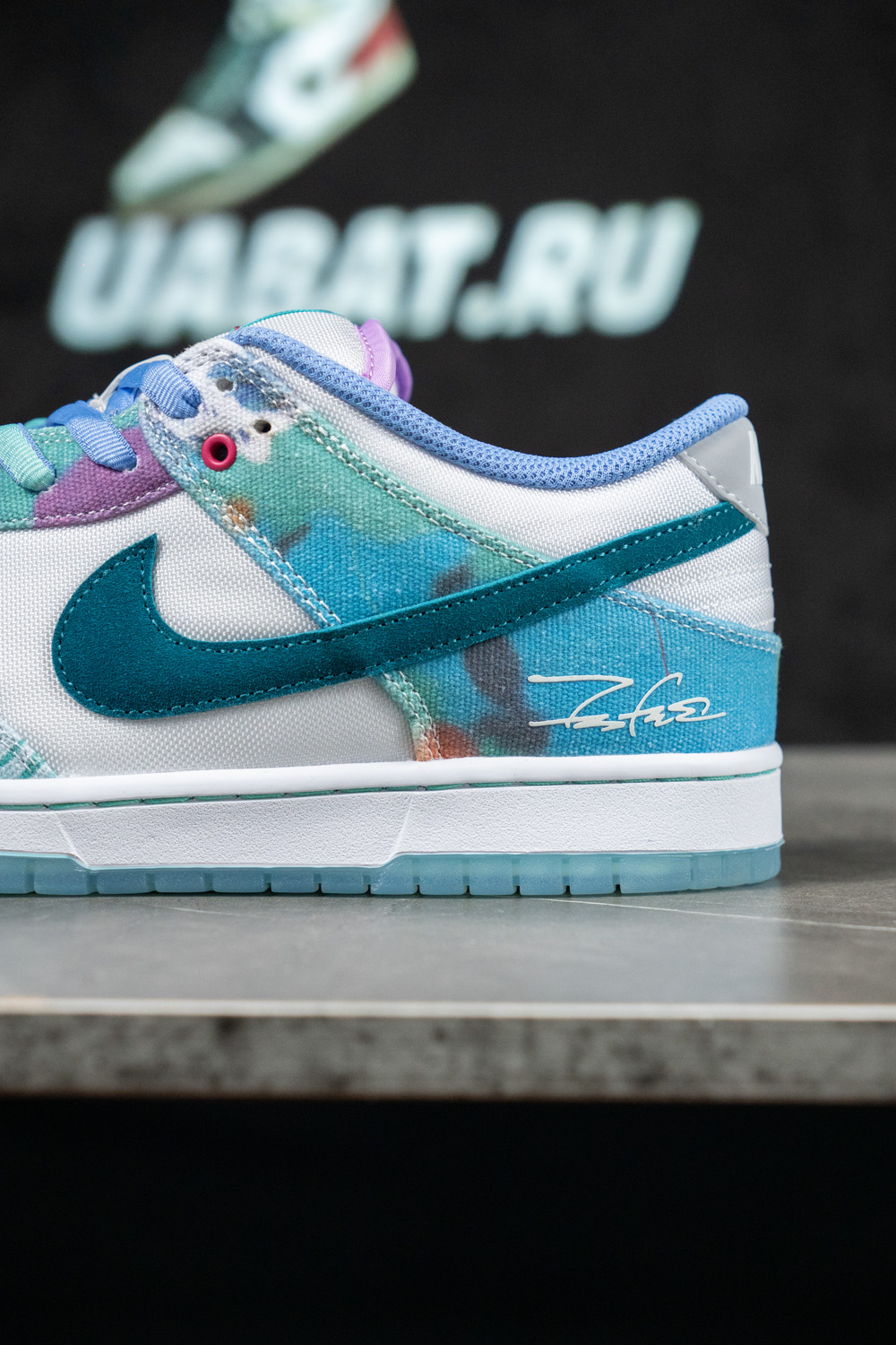 Futura Laboratories x Dunk Low SB