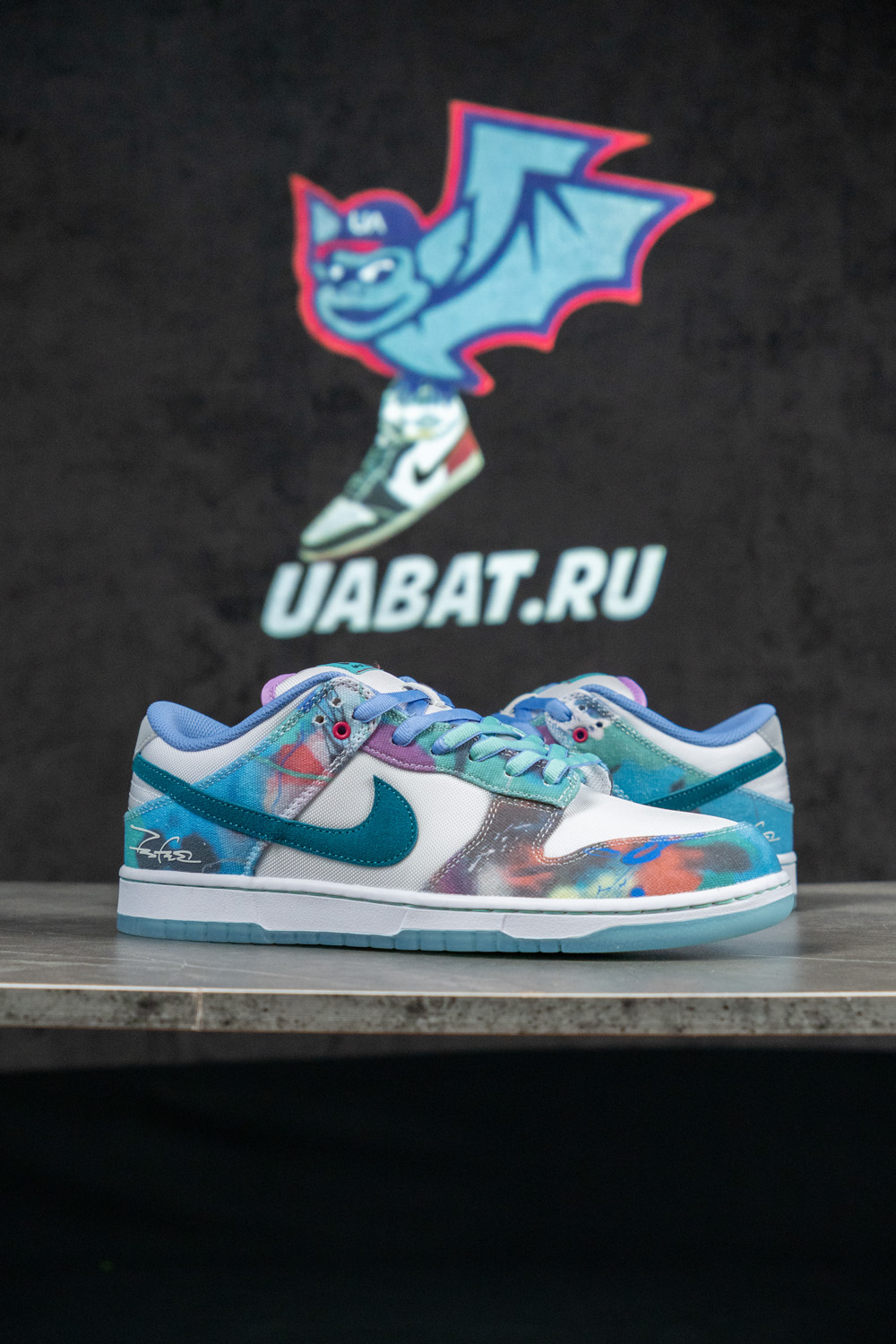 Futura Laboratories x Dunk Low SB