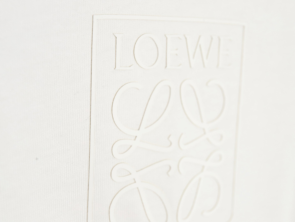 L0ew* 23ss three-dimensional embossed four-leaf clover short-sleeved t-shirt