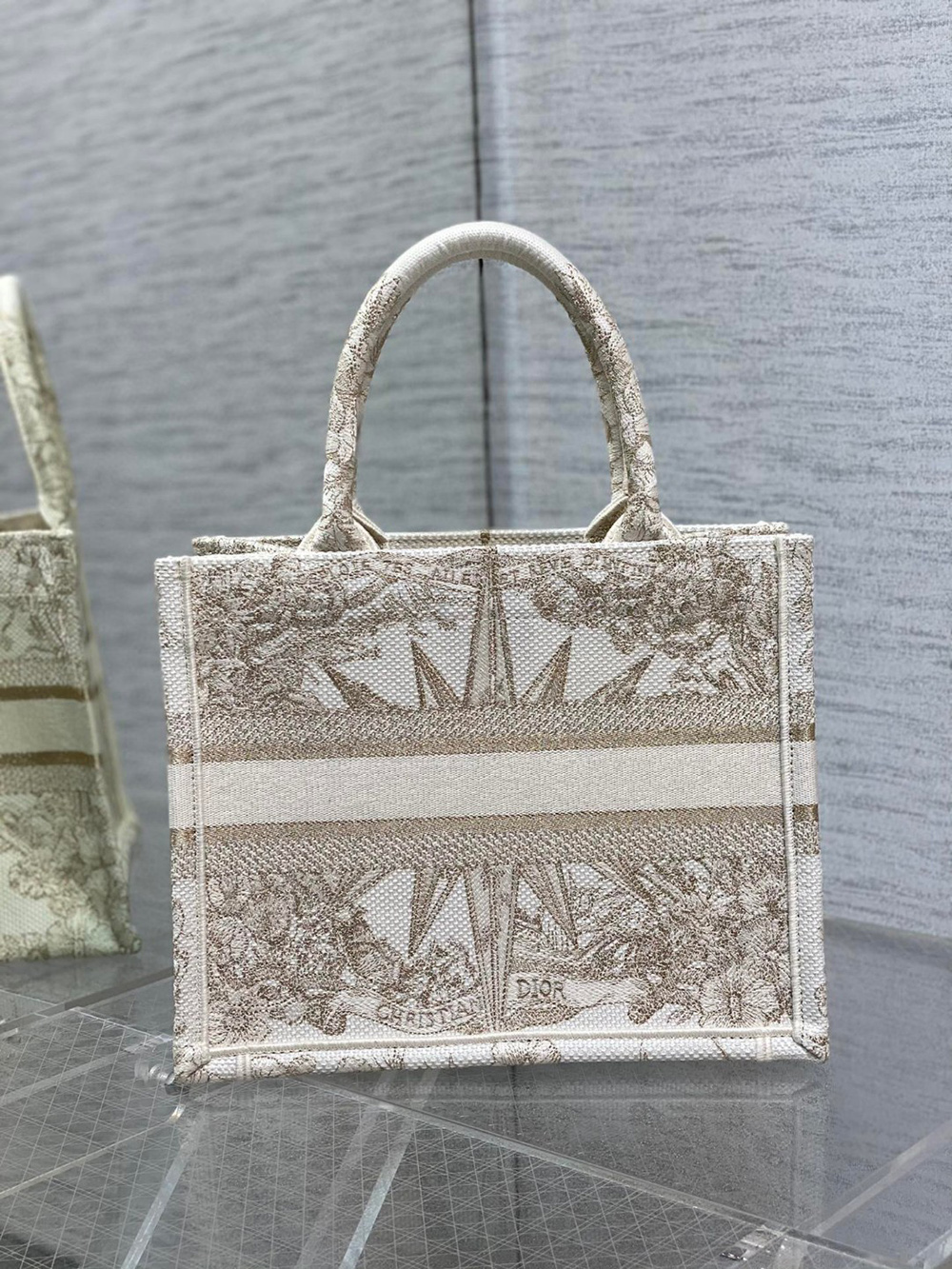 ch**an D*or bags 81188 26*8*22cm