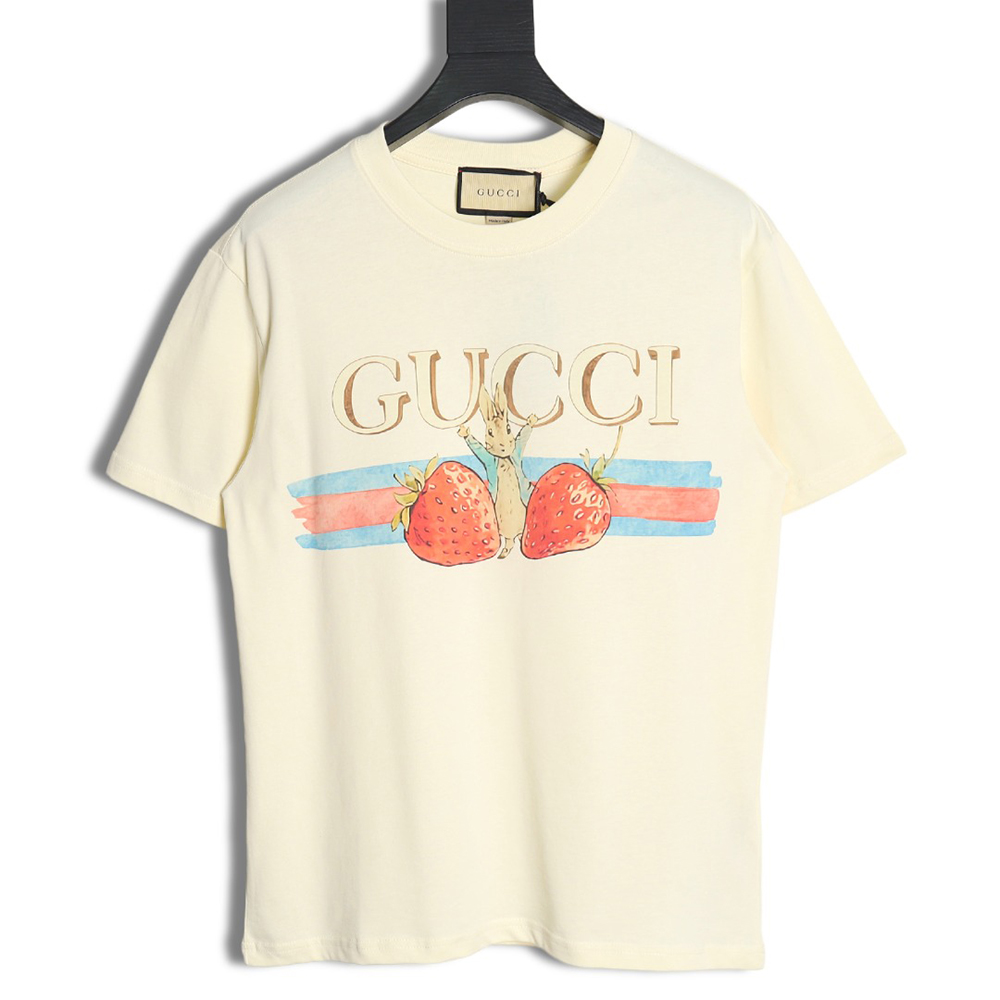 G*u*i 24ss classic letter logo strawberry print t-shirt