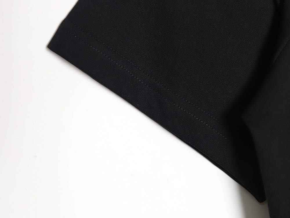 l0*is V*t0n fei dong employee letter embroidered short-sleeved t-shirt tsk2