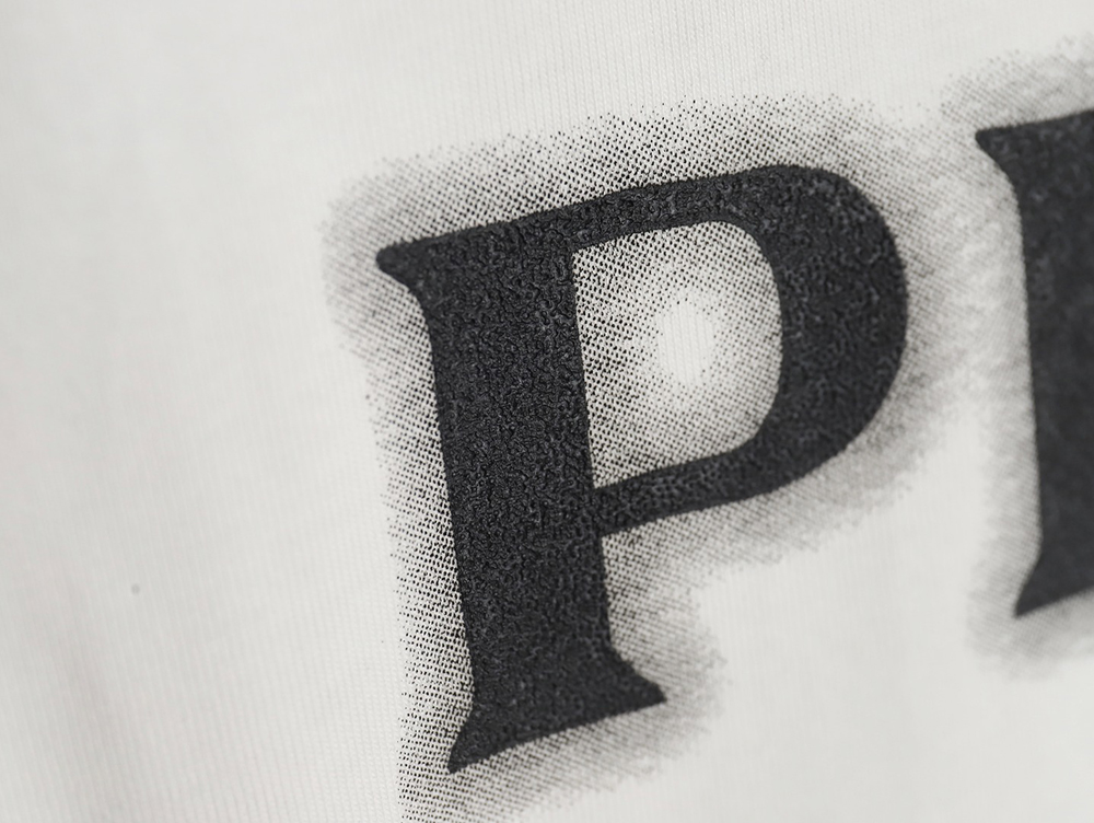 Pra*a chest monogram short-sleeved t-shirt tsk1