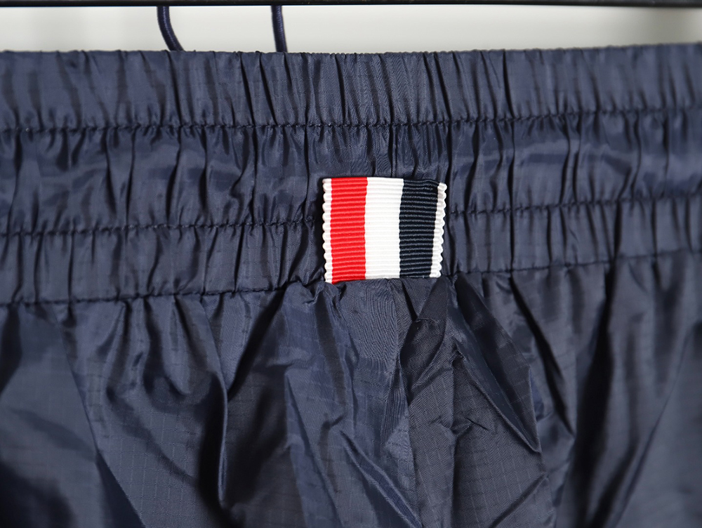 Thom Browne yarn-dyed drawstring four stripes beach shorts TSK1