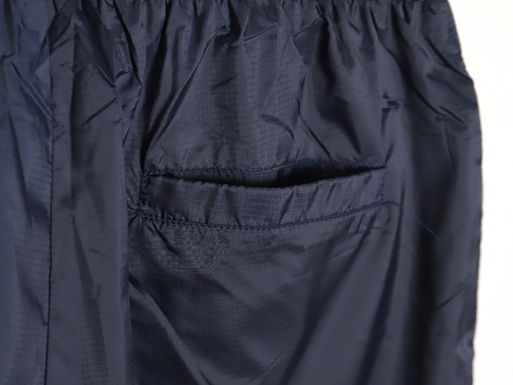 Thom Browne yarn-dyed drawstring four stripes beach shorts TSK1