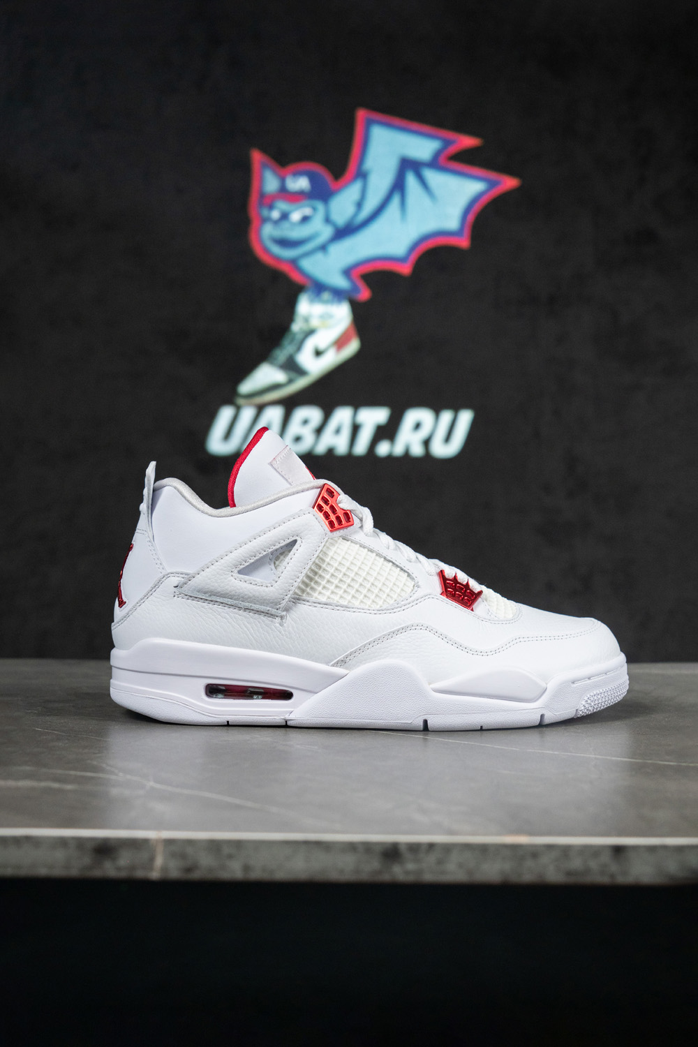 AIR JORDAN 4 RETRO 