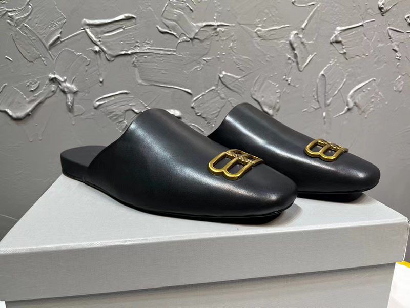 Ba*len*cia*ga cosy bb leather slippers