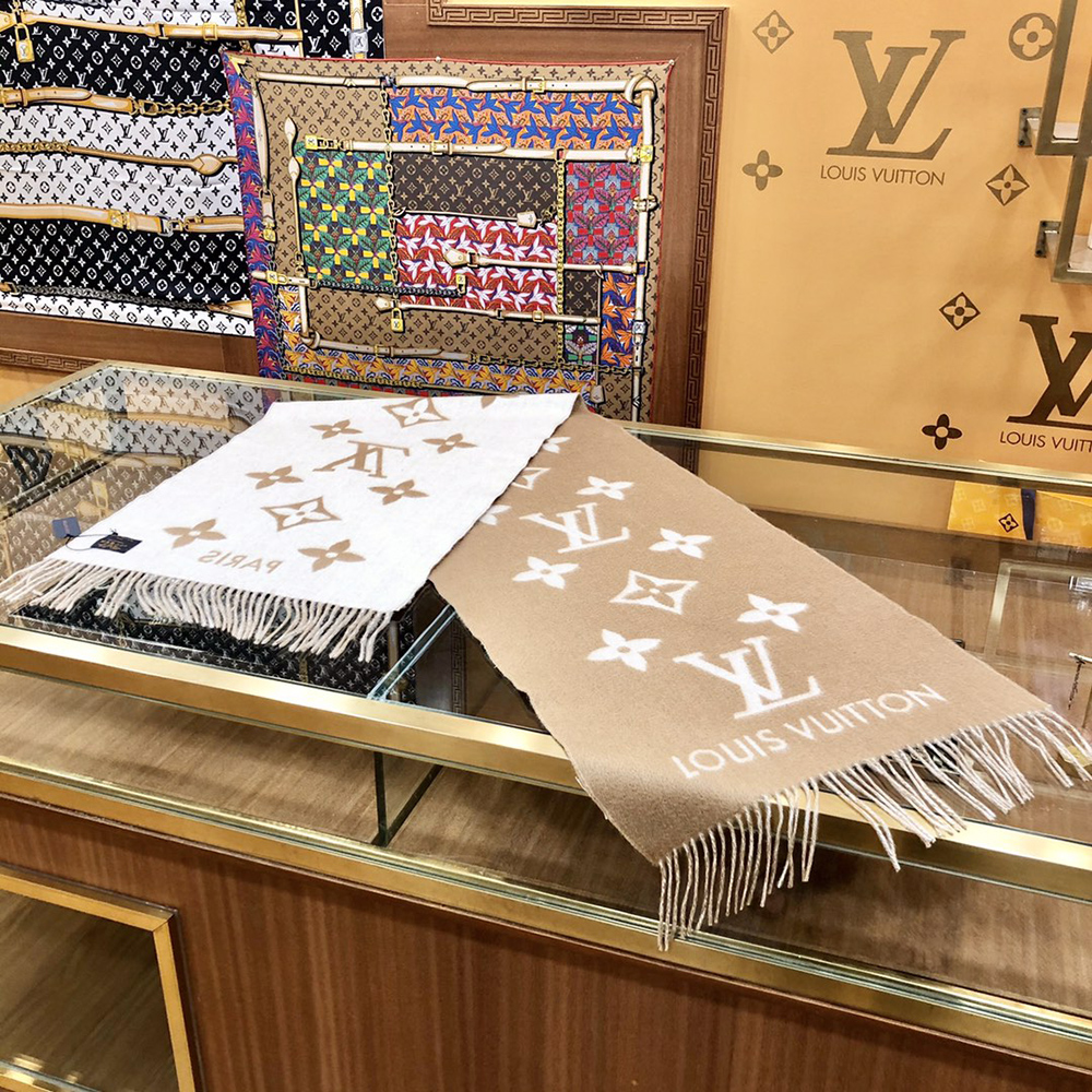 l0*is V*t0n scarfs m990128 185*45cm