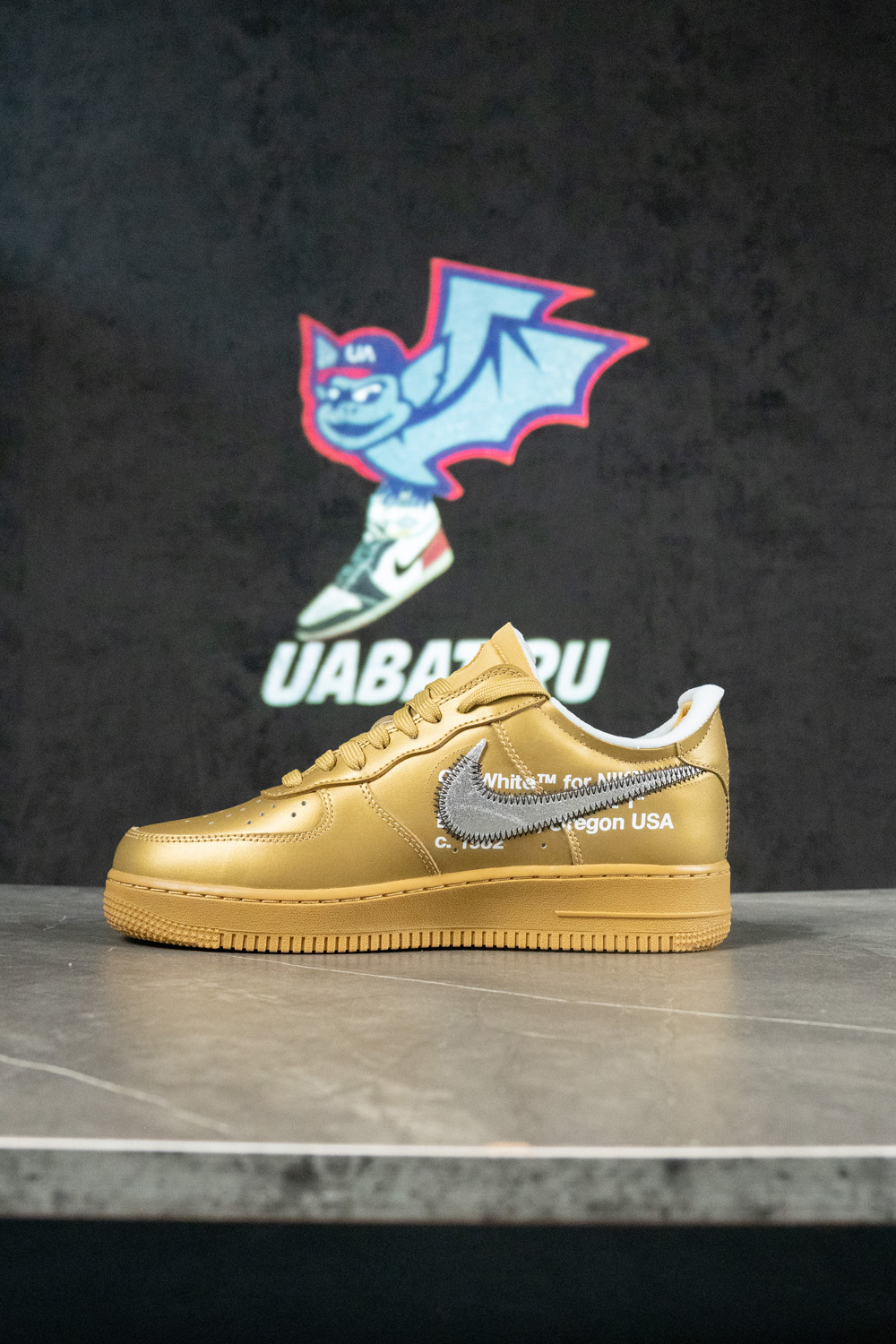 OFF WHITE & Nike Air Force 1 Low Gold