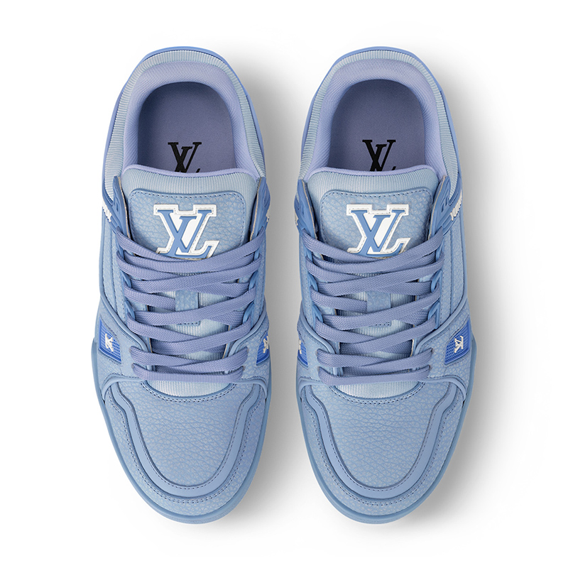 l0*is V*t0n trainer blue