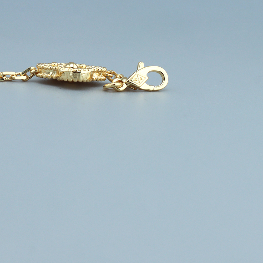 V*N CL*F & arpels vintage alhambra necklace, 10 motifs