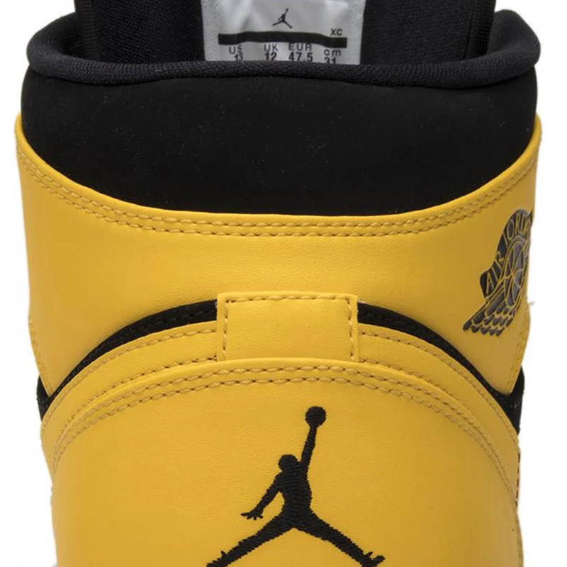 Air Jordan 1 Retro Mid 