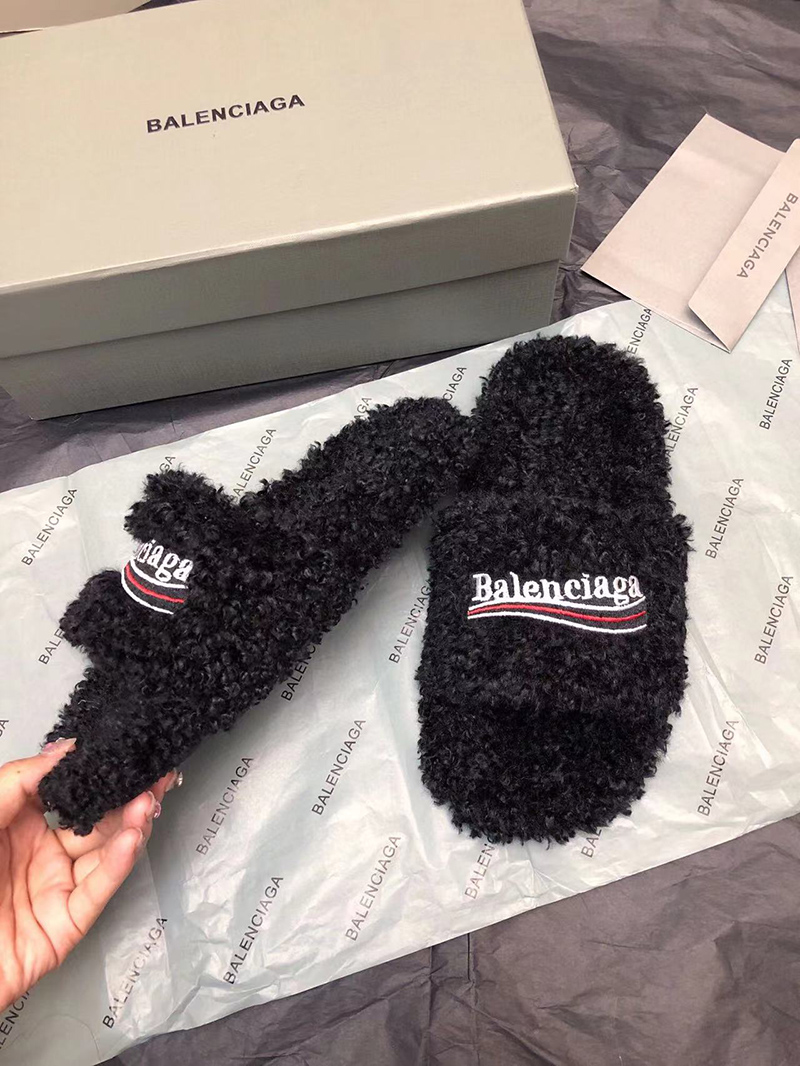 Ba*len*cia*ga furry slide sandal in black
