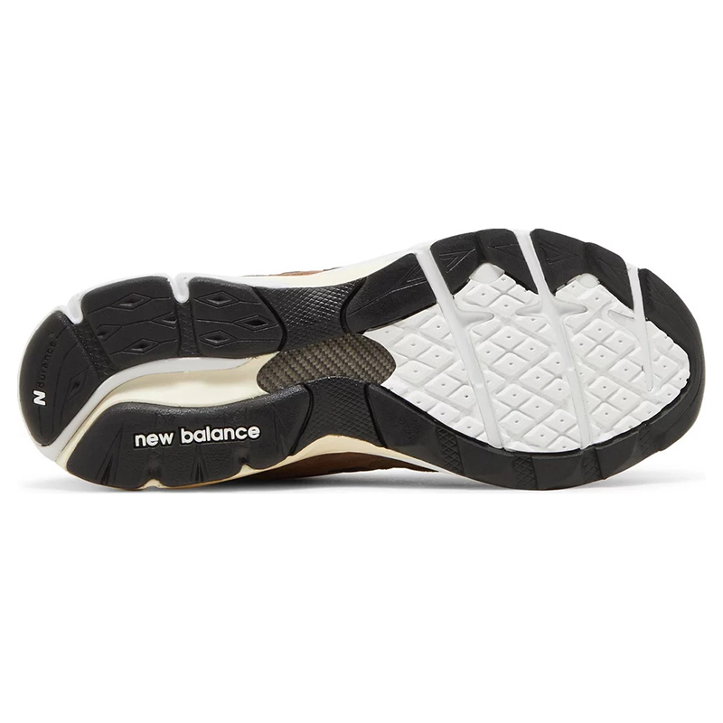 JJJJound x 990v3 Made in USA