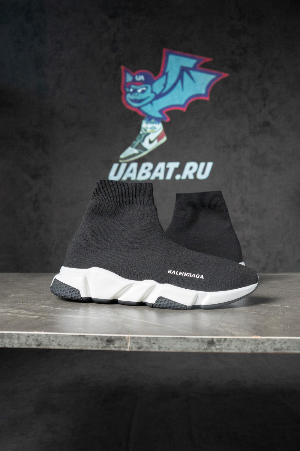 Ba*len*cia*ga speed sneaker 