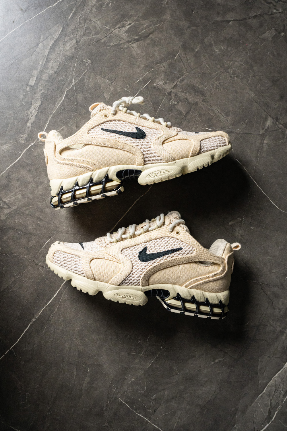 STUSSY X AIR ZOOM SPIRIDON CAGED 