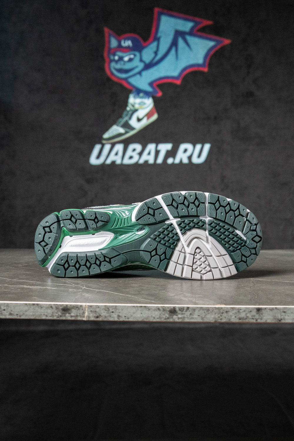 Aime Leon Dore x 860v2 