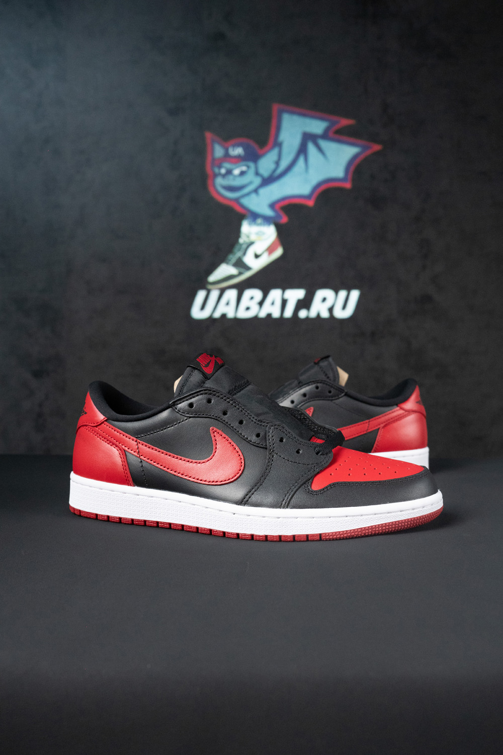 Air Jordan 1 Retro Low OG 
