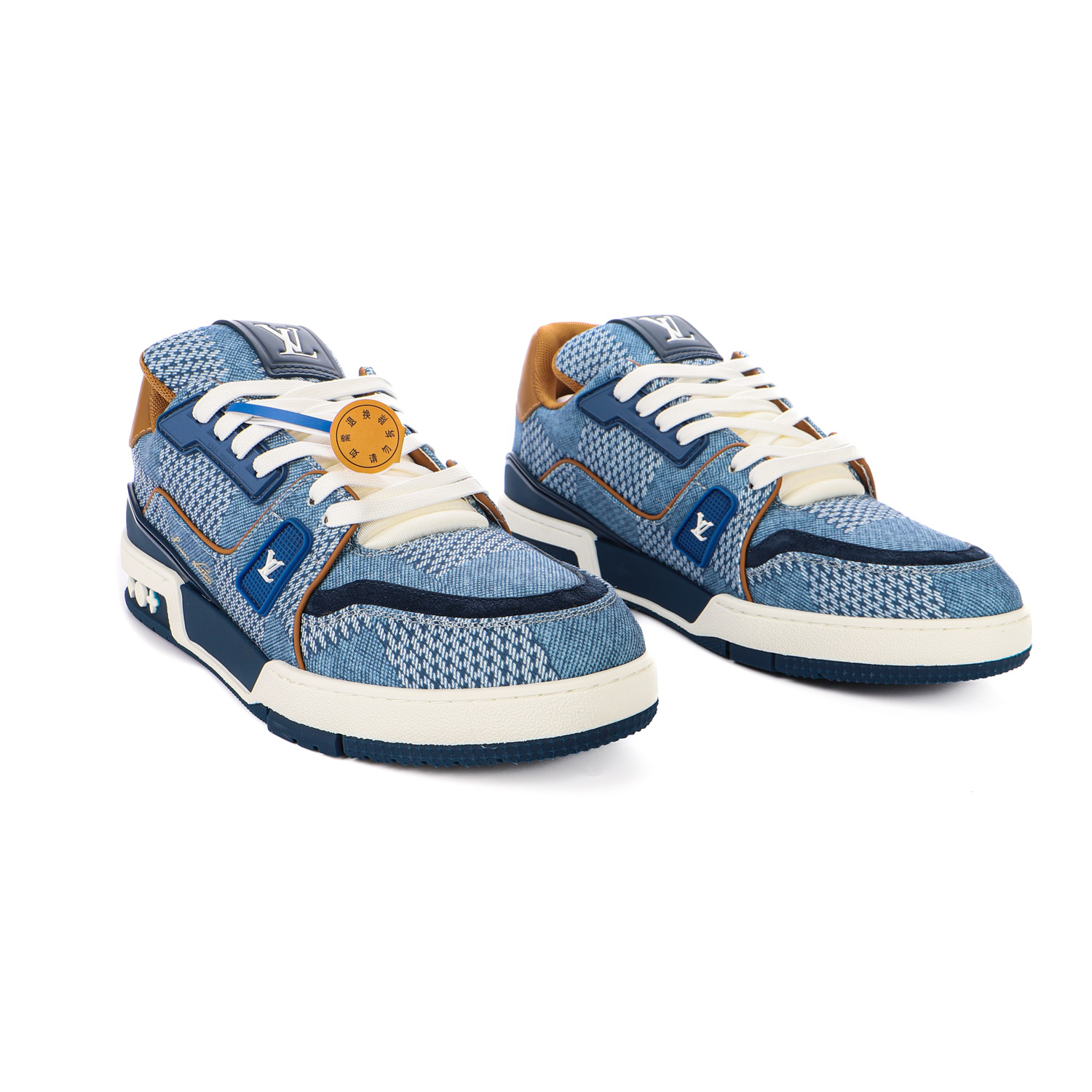 l0*is V*t0n trainer sneaker