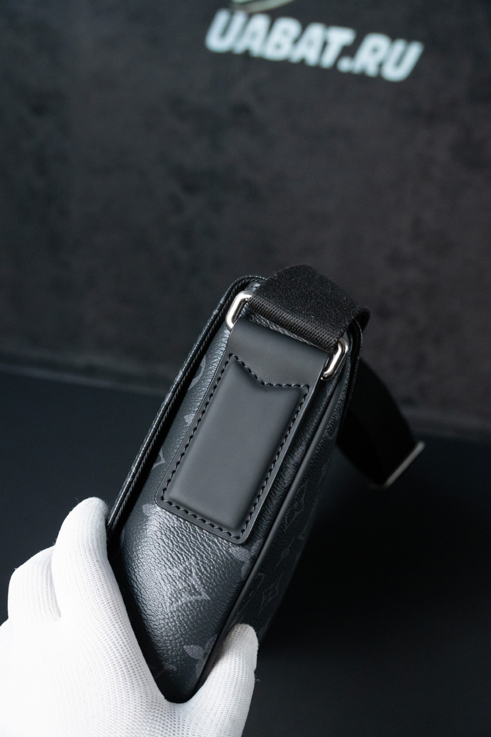 l0*is V*t0n bags m44000 22*25*8cm