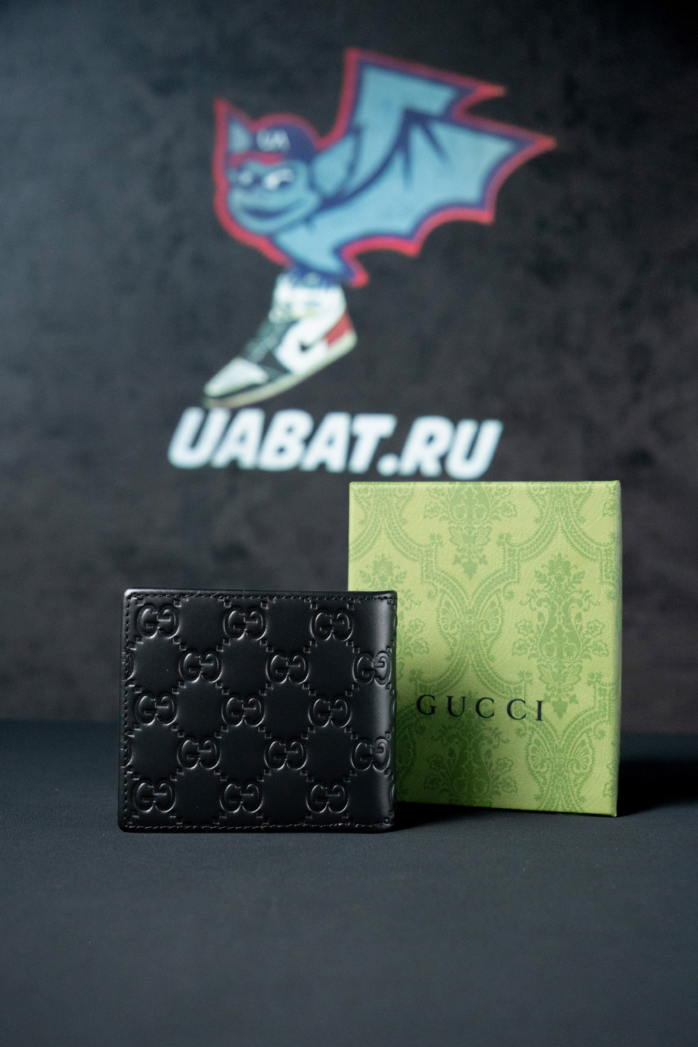 G*u*i wallets 145754