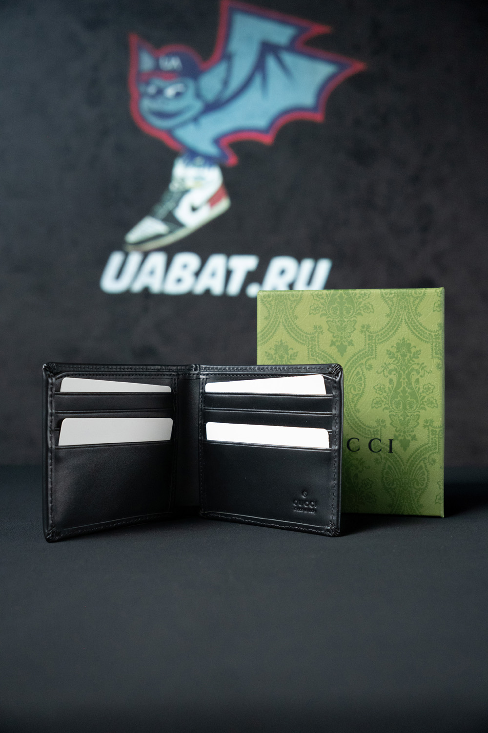 G*u*i wallets 145754