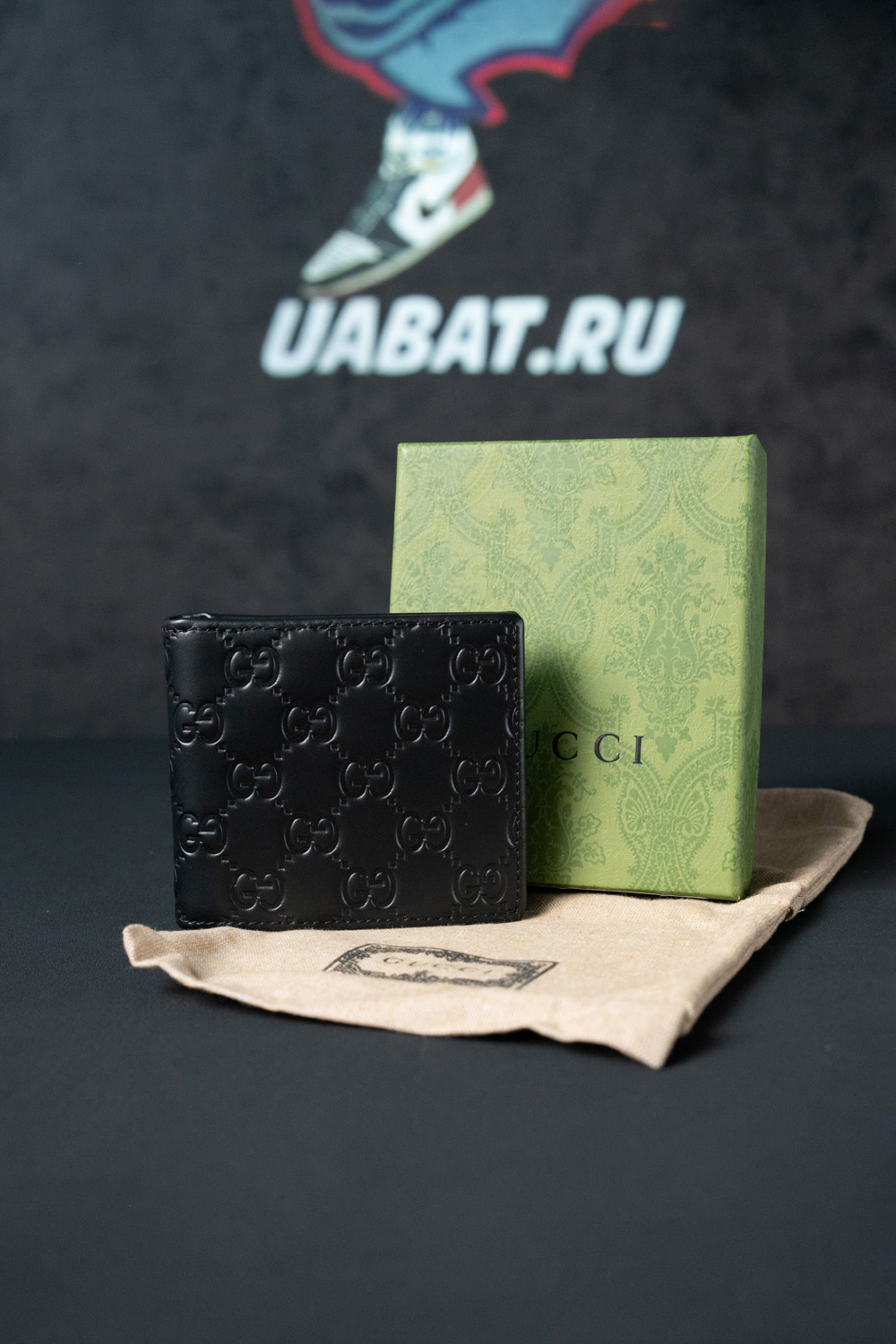 G*u*i wallets 145754