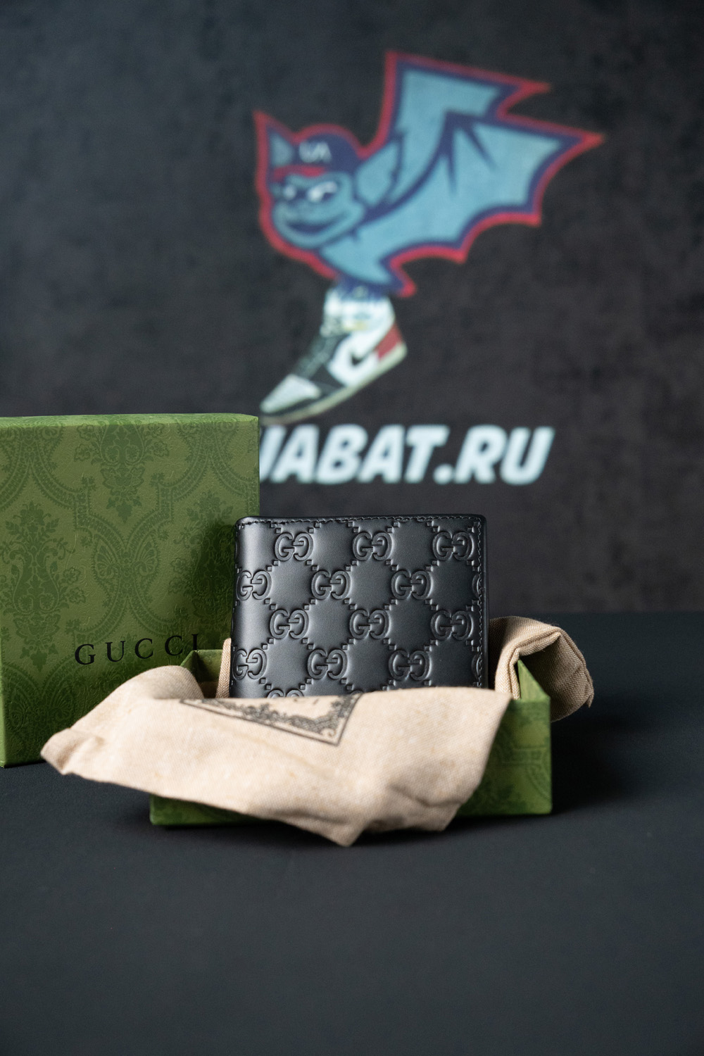 G*u*i wallets 145754