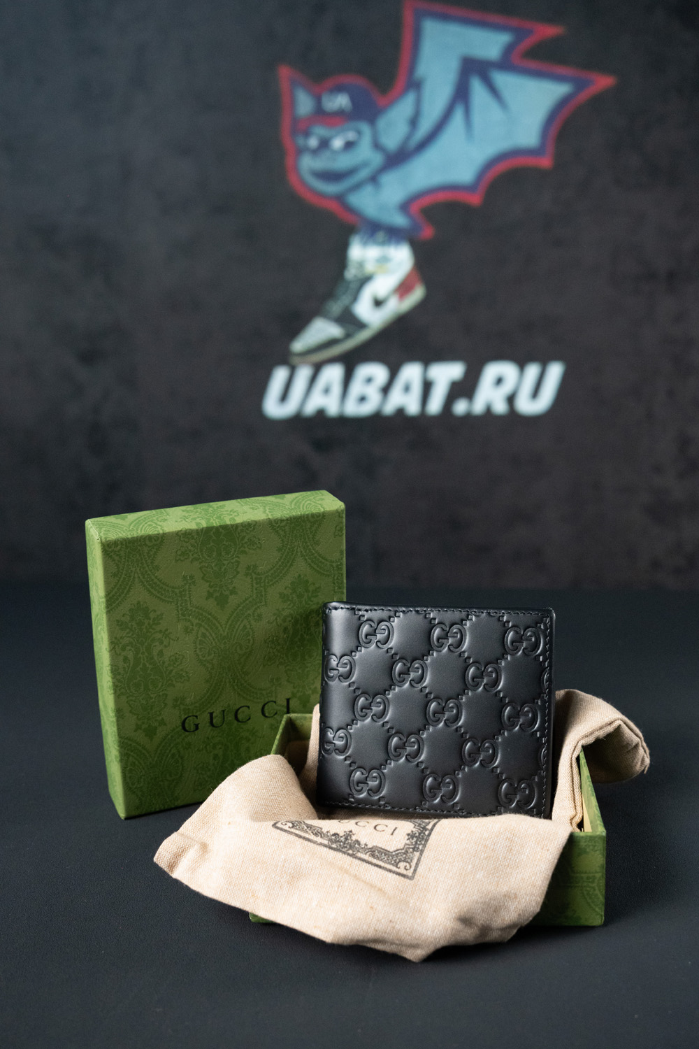 G*u*i wallets 145754