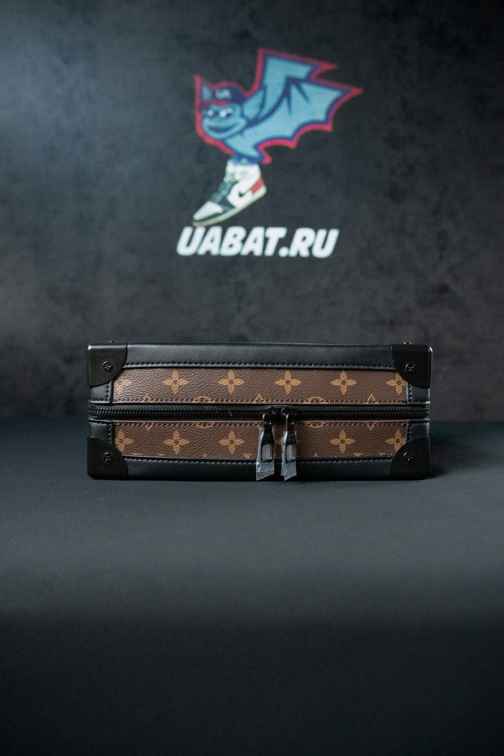 l0*is V*t0n bags m44427 24.5*10*17.5cm