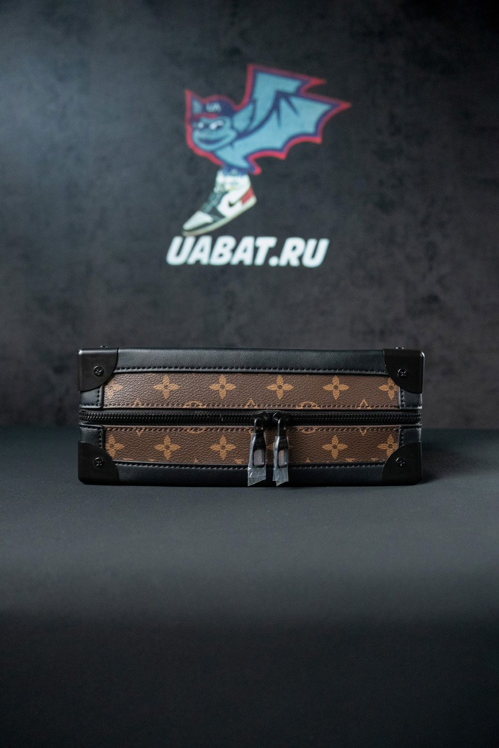 l0*is V*t0n bags m44427 24.5*10*17.5cm