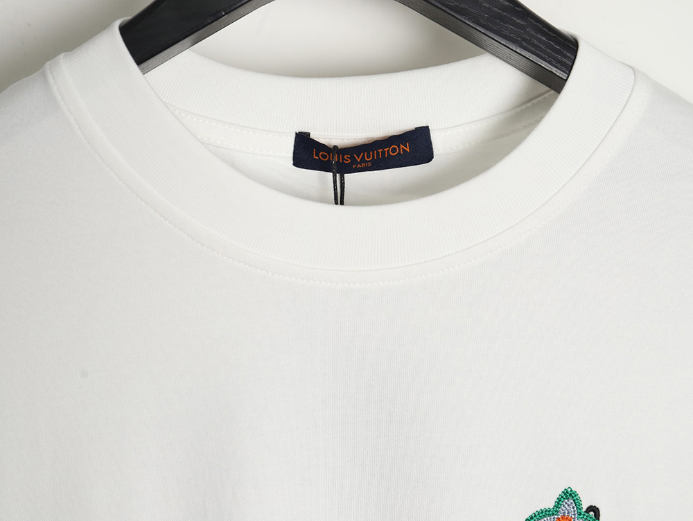 l0*is V*t0n floral and lettering embroidered crew neck short sleeves