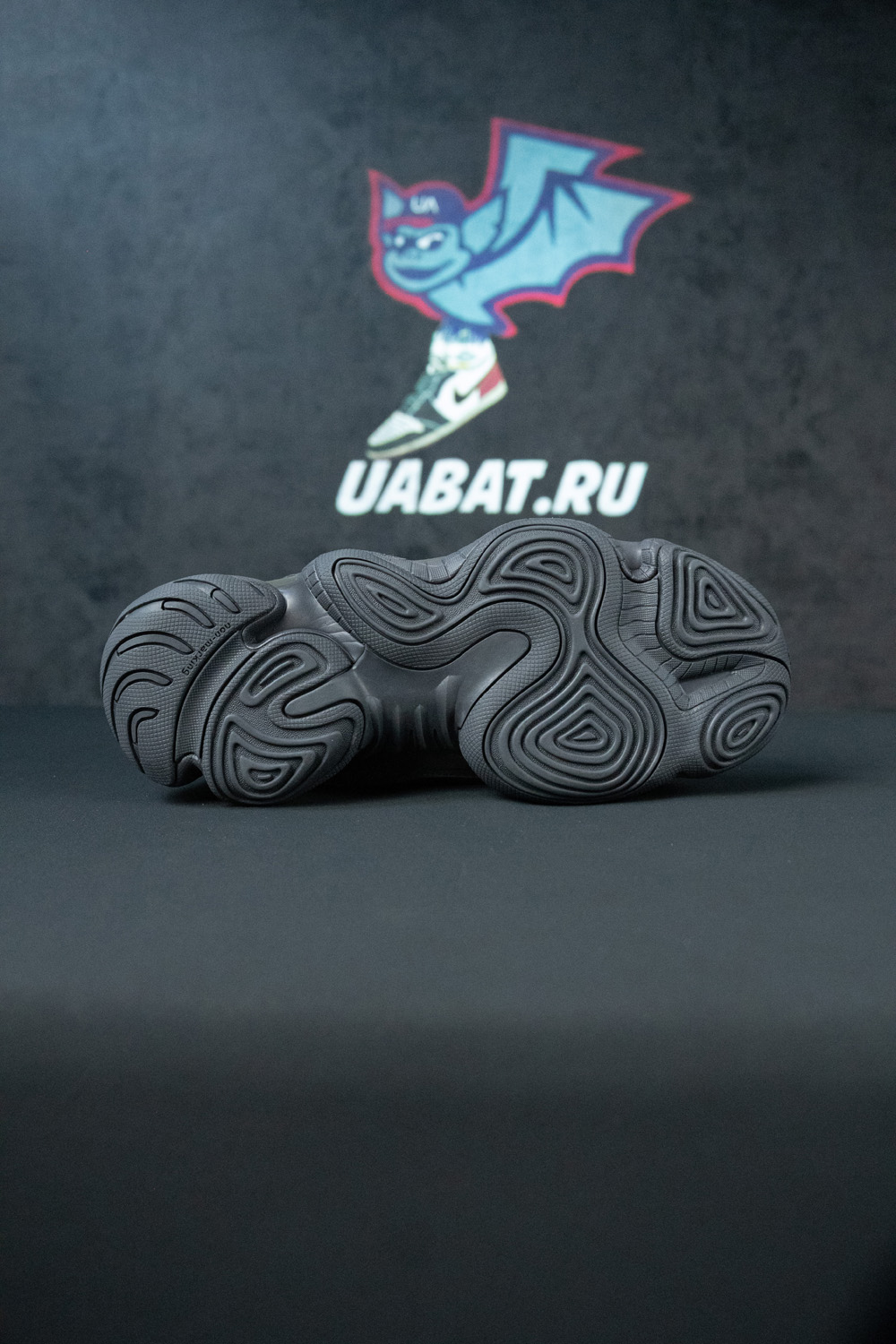 "special price" Y**zy 500 "utility black"