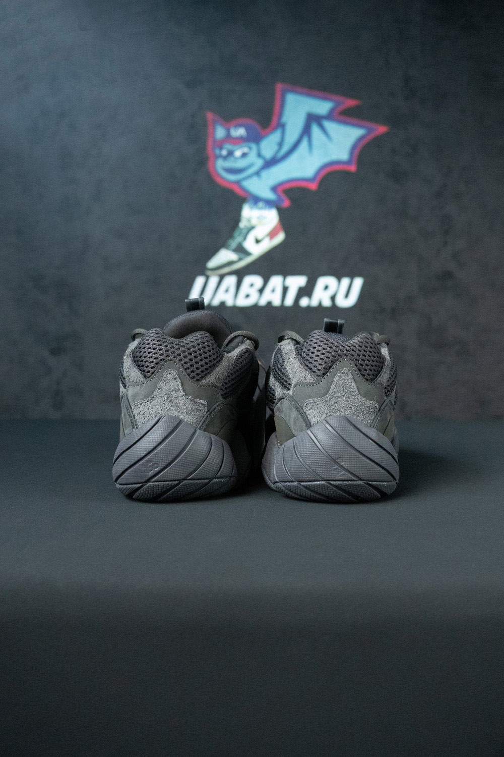 "special price" Y**zy 500 "utility black"