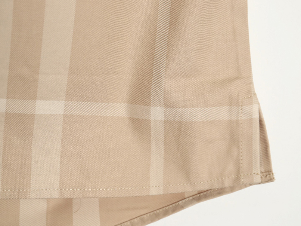 B**rry double pocket plaid short sleeve shirt