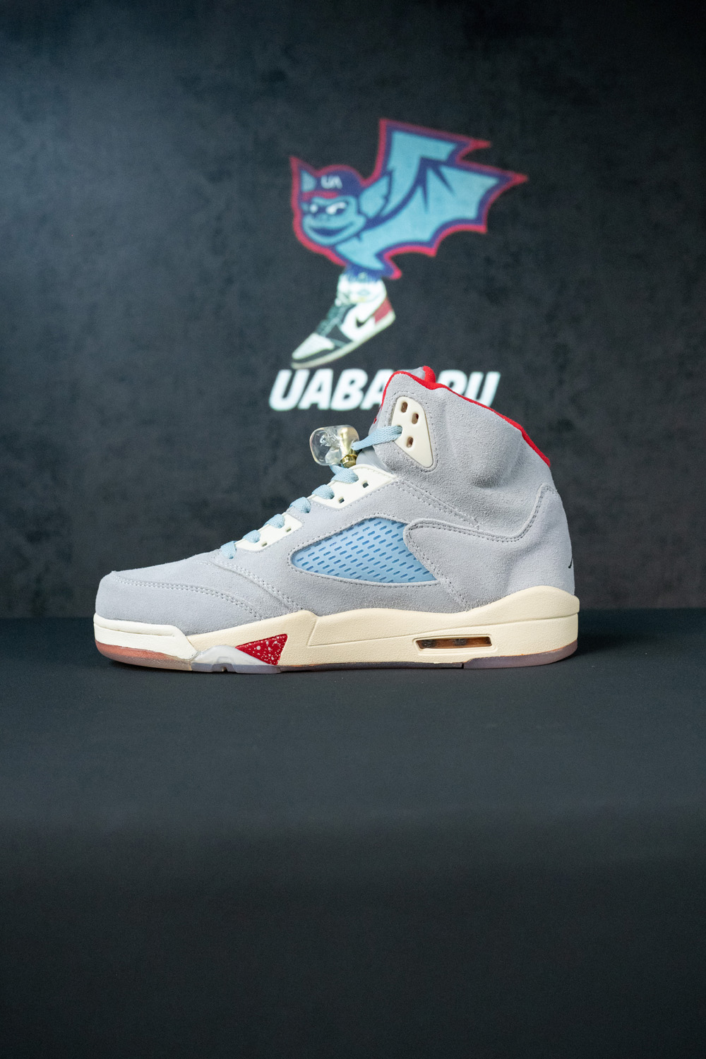 TROPHY ROOM X AIR JORDAN 5 RETRO 