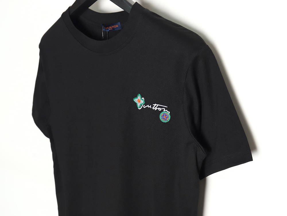 l0*is V*t0n floral and monogrammed collar short