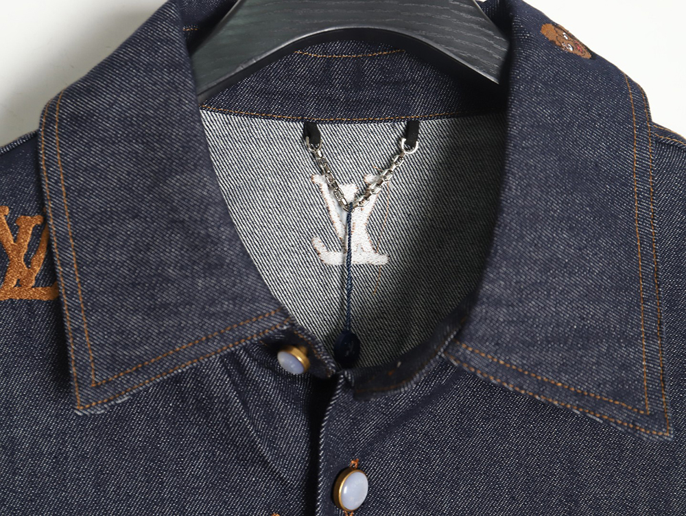 l0*is V*t0n 24ss henry taylor portrait embroidered denim shirt