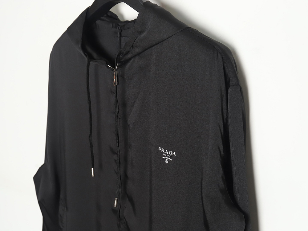 Pra*a 24ss mulberry silk ribbon hem hooded jacket