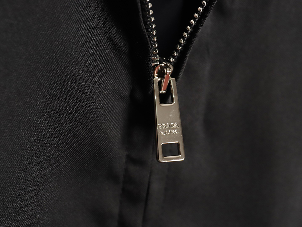 Pra*a 24ss mulberry silk ribbon hem hooded jacket